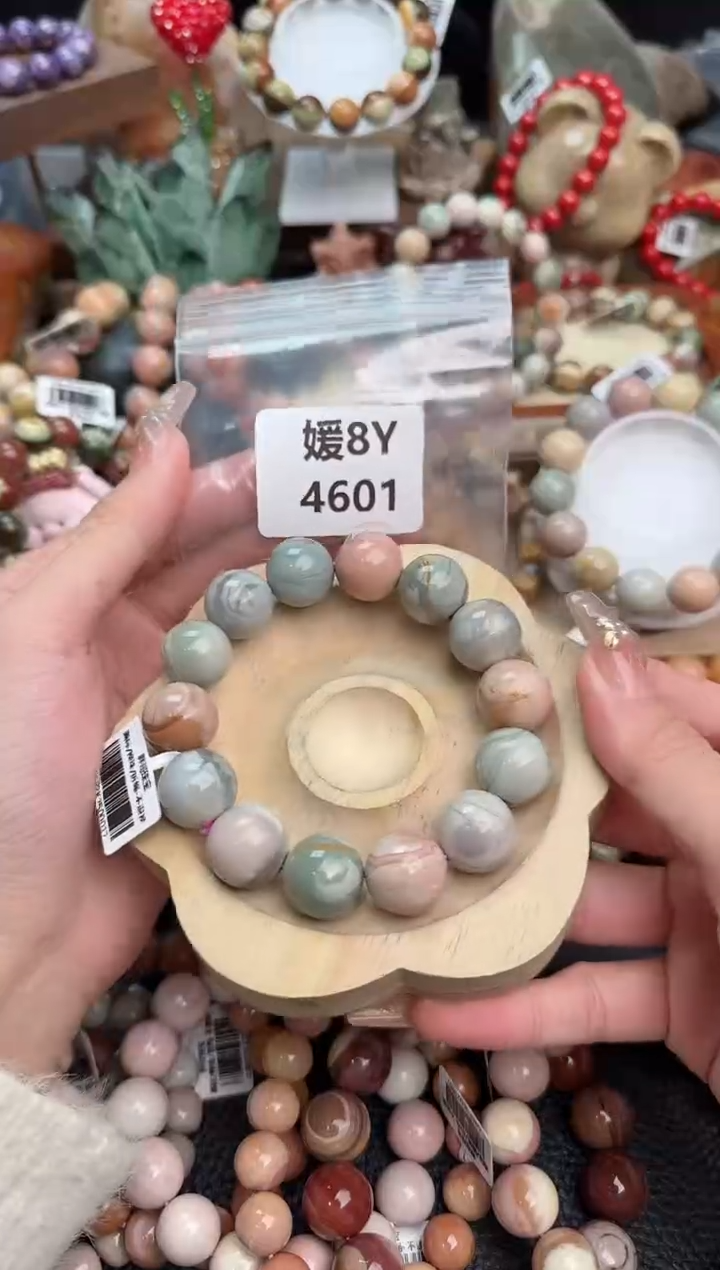 【闪购商品】石英质玉手链未镶嵌8Y4601