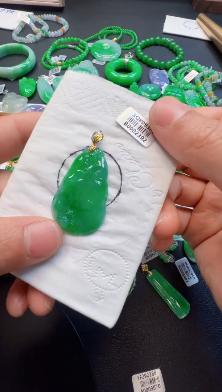 【闪购商品】定制翡翠18K金镶嵌8800元