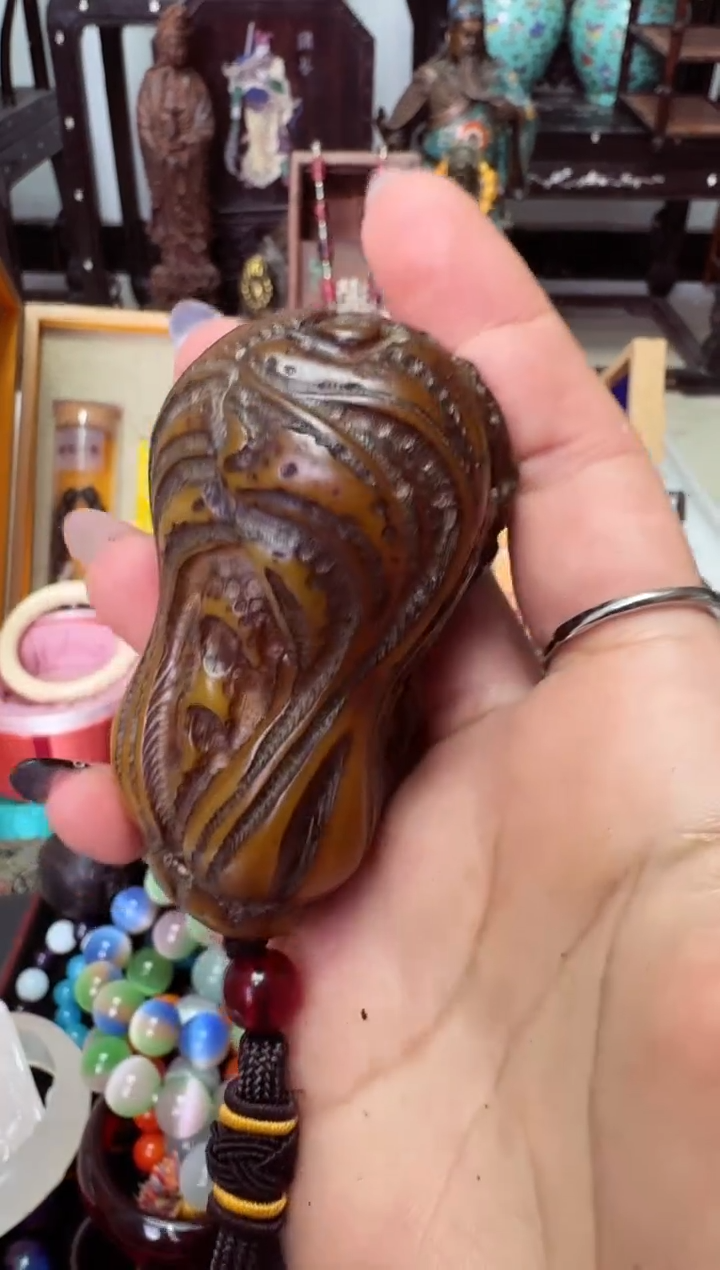 【闪购商品】蜜蜡颈饰未镶嵌老板娘推荐------------