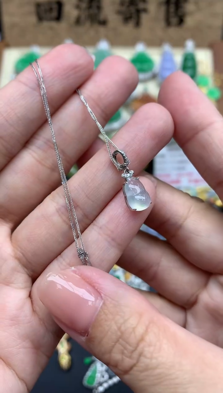 【闪购商品】翡翠颈饰18K金镶嵌96-中国好珍宝