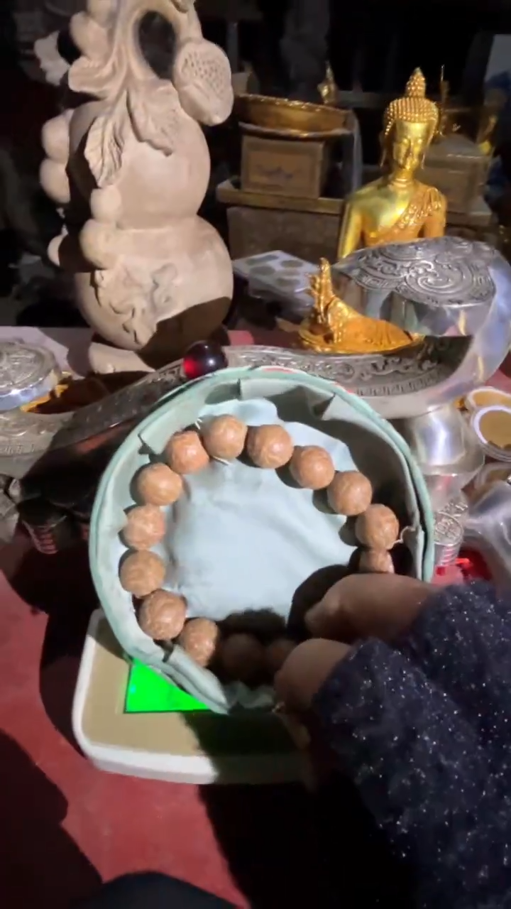 【闪购商品】滴血莲花菩提手串111