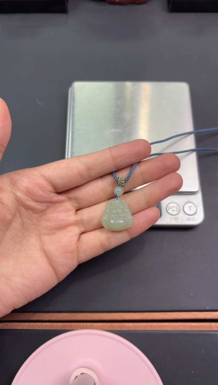 【闪购商品】和田玉吊坠(赠链)未镶嵌且末微色差近矿吊坠