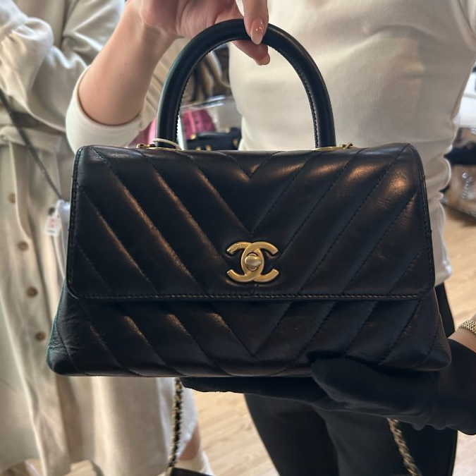 95新 Chanel/香奈儿 coco handle v纹黑金小号/云海优选/H22280