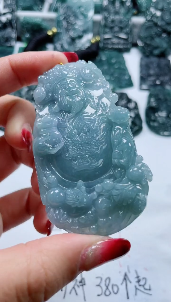 【闪购商品】翡翠颈饰未镶嵌           