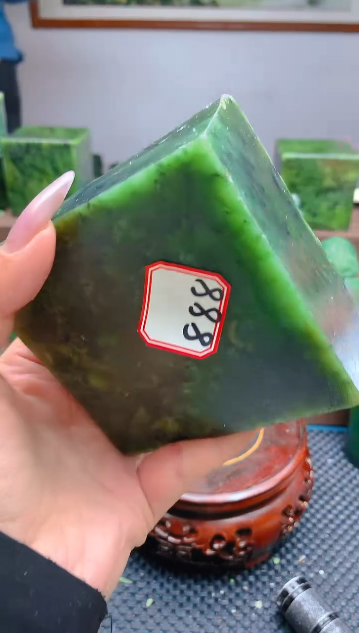 【闪购商品】和田玉（碧玉）珠宝半成品未镶嵌1