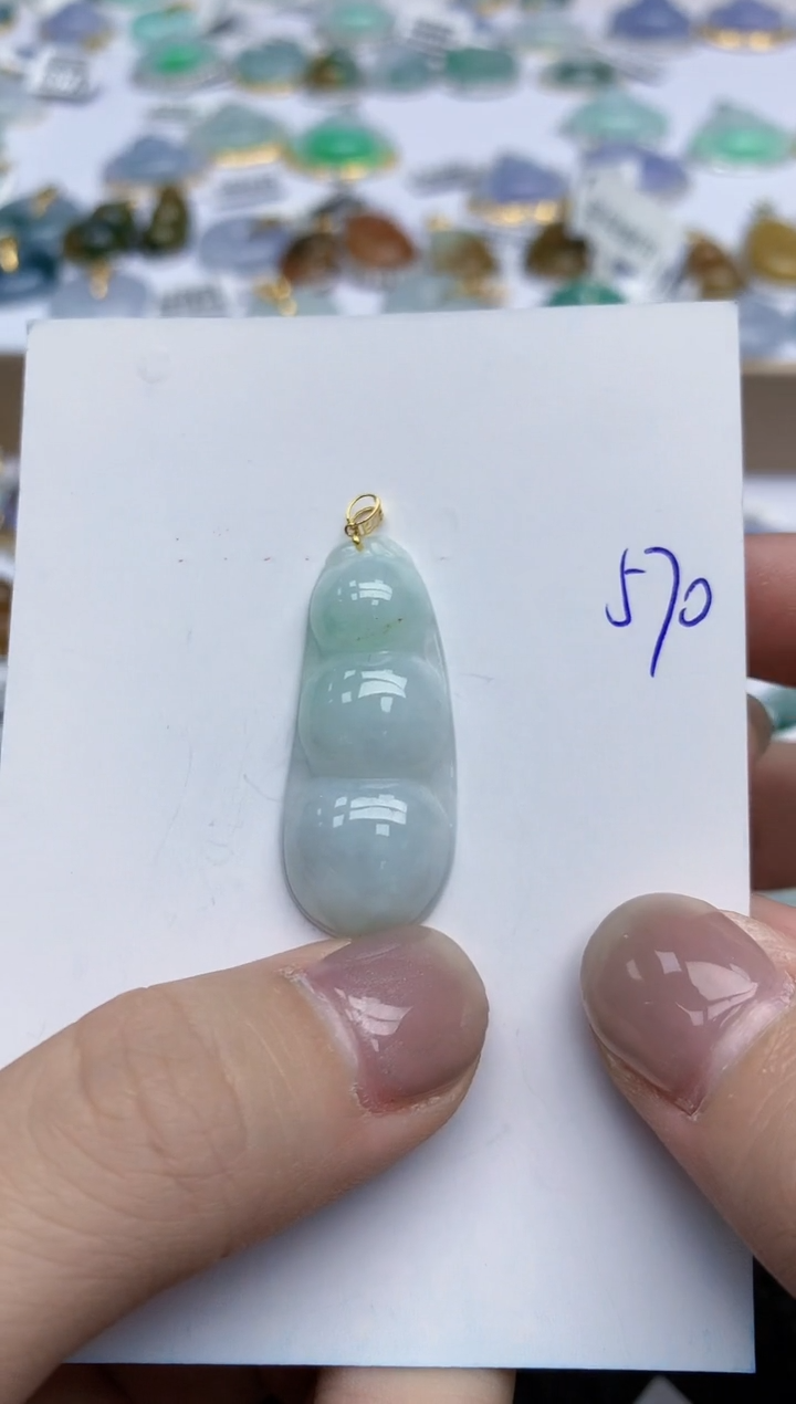 【闪购商品】翡翠颈饰18K金镶嵌天然翡翠A货