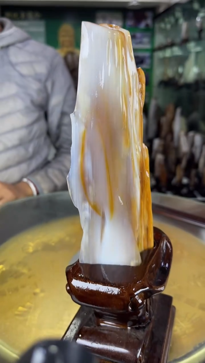 缅甸天然树化玉摆件