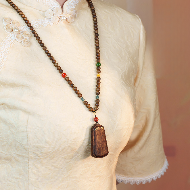 沉香天然野越南富森红土心髓料0.6长链+无事牌沉香吊坠送礼好物