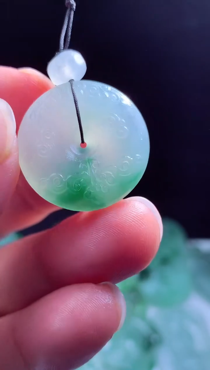 定制翡翠未镶嵌翡翠毛货定制