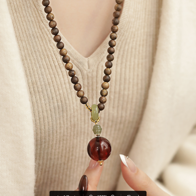 N18810<晶贵坊>香香圆珠血珀和田玉抽拉项链毛衣链