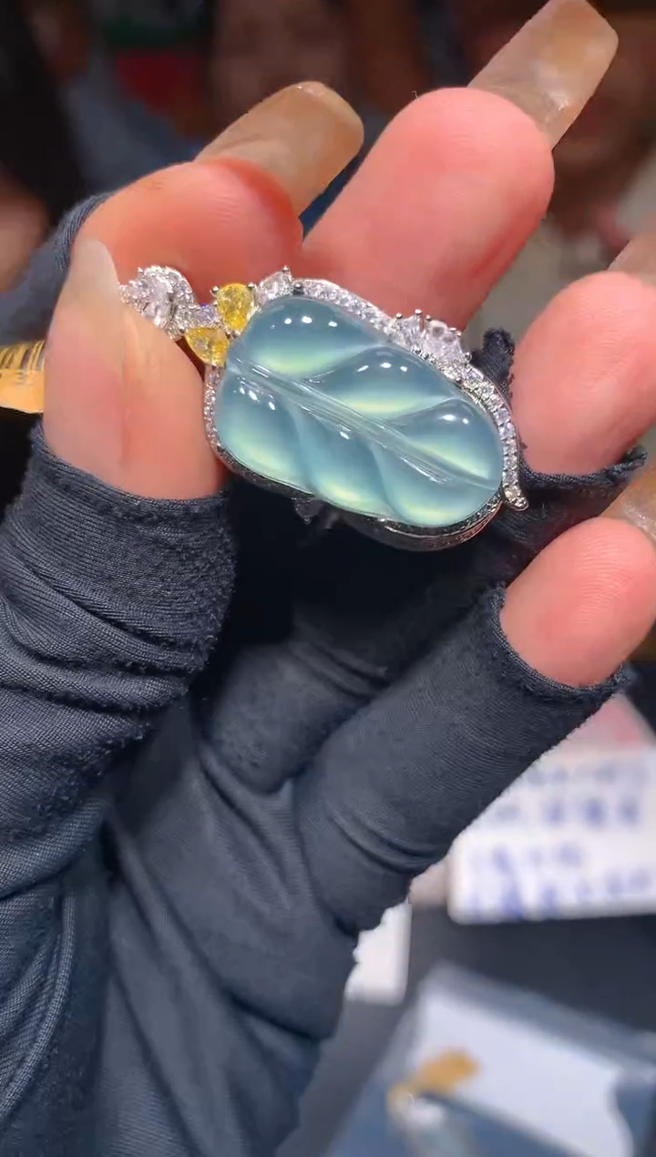 【闪购商品】定制翡翠未镶嵌11定制翡翠-多样性发货（发其一）