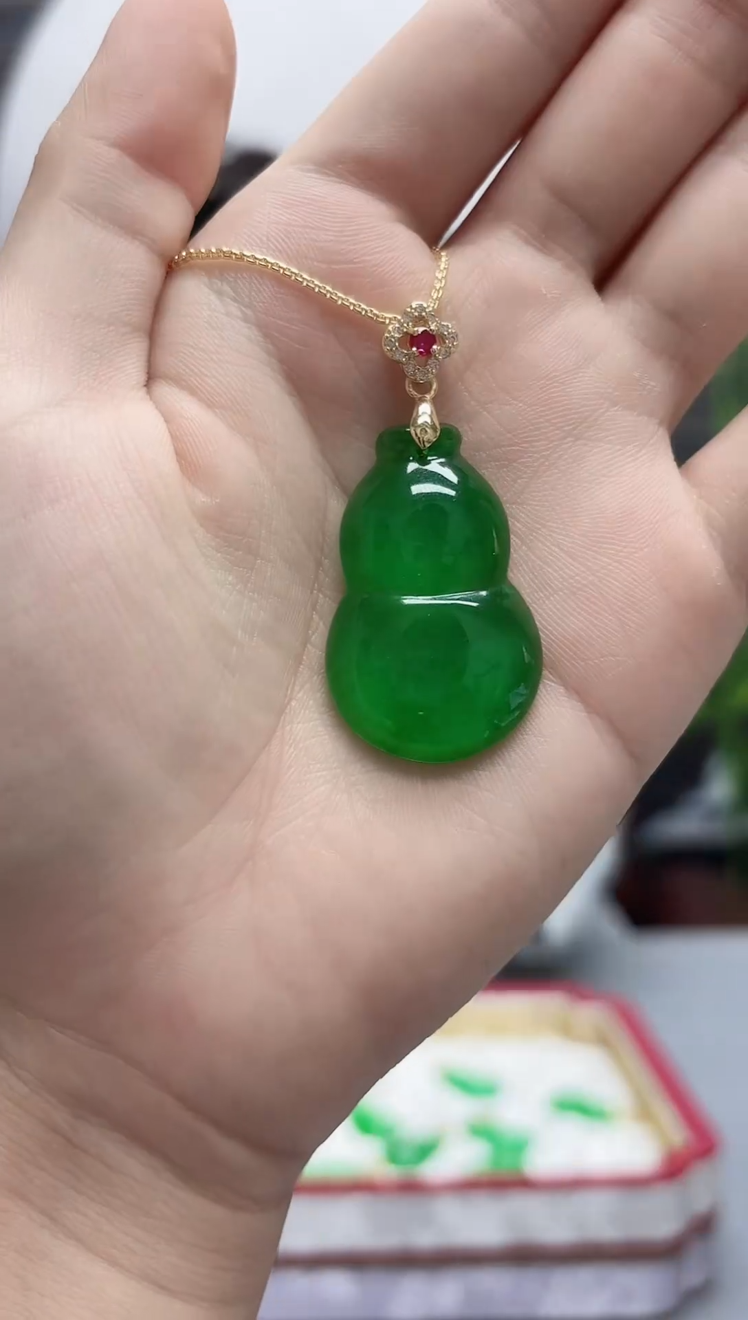 翡翠14K金镶嵌吊坠(赠链)镯心料冰种满绿葫芦