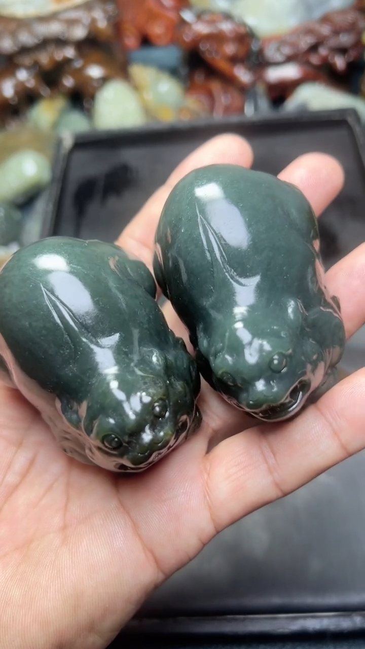 和田玉未镶嵌把件2