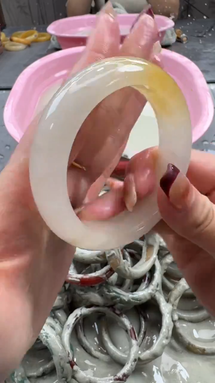 未镶嵌手镯石英质玉6