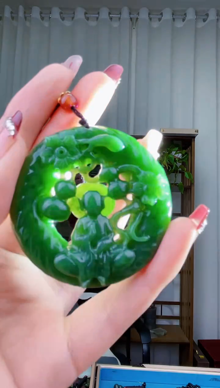 【闪购商品】和田玉挂件未镶嵌拍一发一，多样性发货