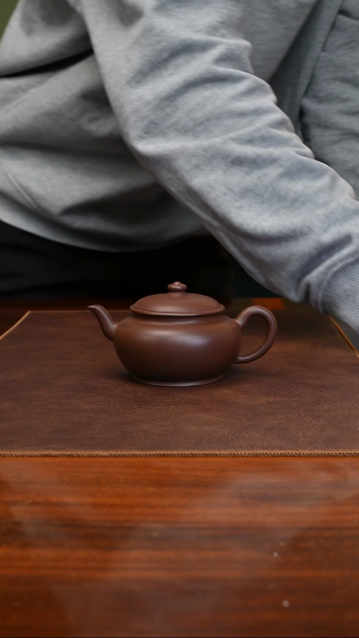 【闪购商品】紫砂茶壶矮宫灯一厂紫泥180cc