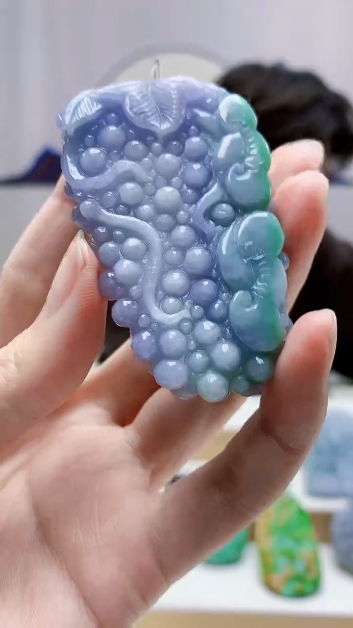 未镶嵌定制翡翠5145zm-毛货挂件葡萄129