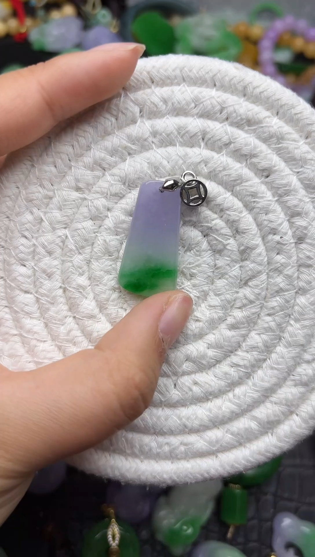 颈饰未镶嵌翡翠缅甸翡翠吊坠