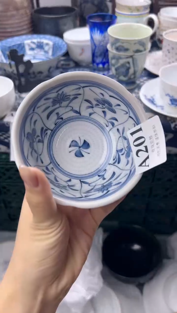 瓷片艾*丫  A201