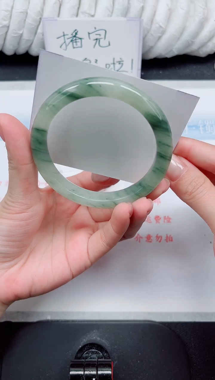 【闪购商品】石英质玉手镯未镶嵌304#60.7