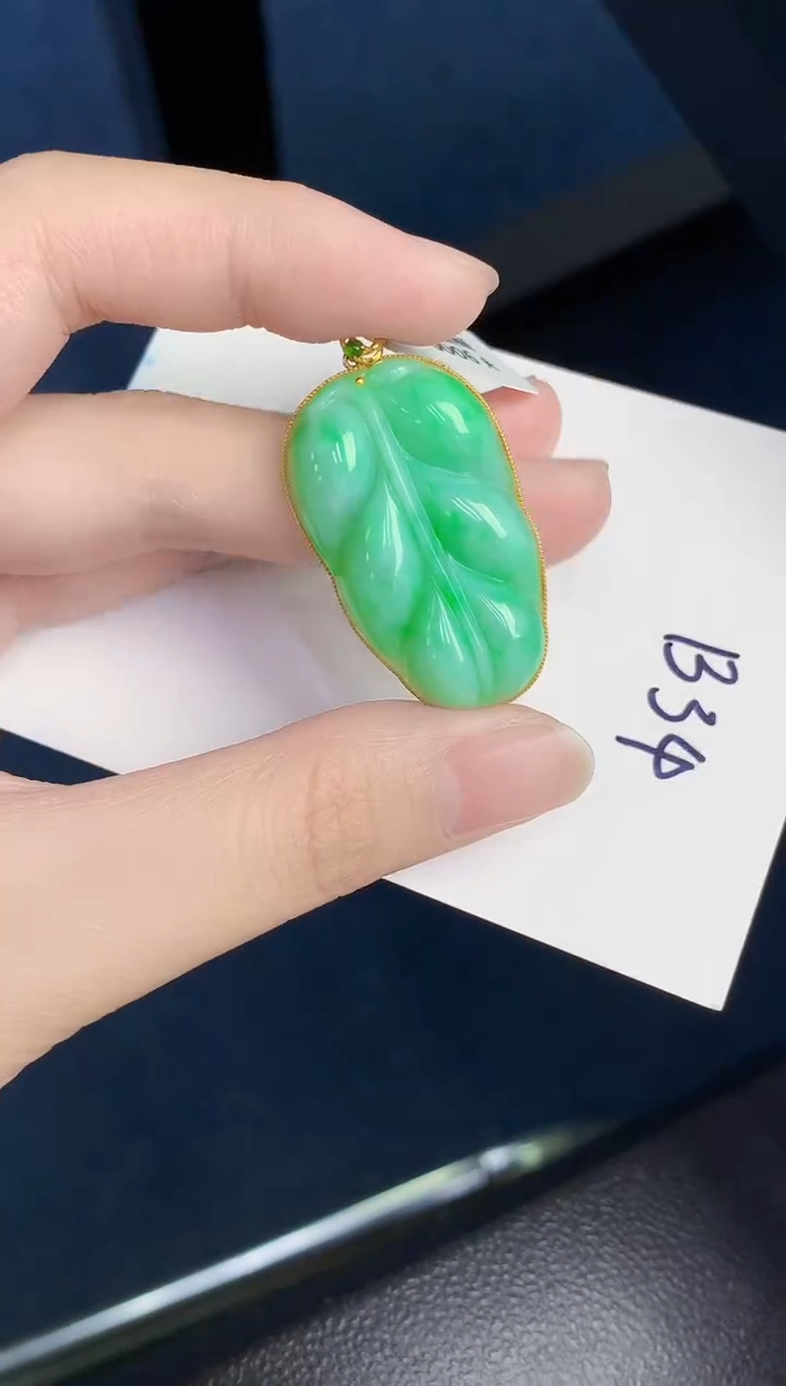 【闪购商品】翡翠颈饰18K金镶嵌000000000