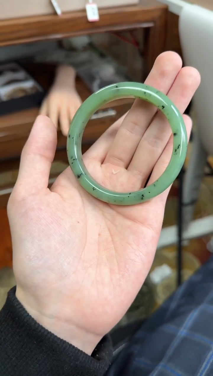 未镶嵌手镯和田玉58
