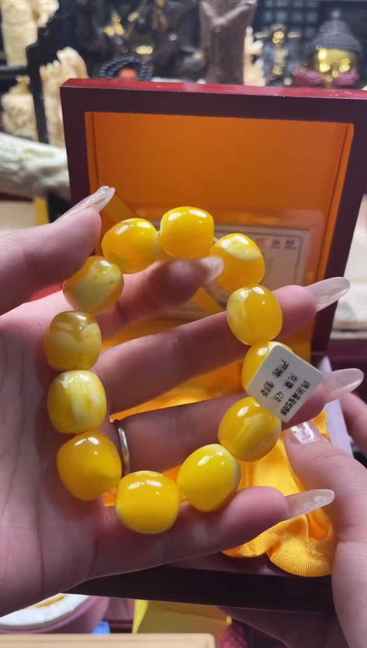 【闪购商品】蜜蜡颈饰未镶嵌黄蜜桶