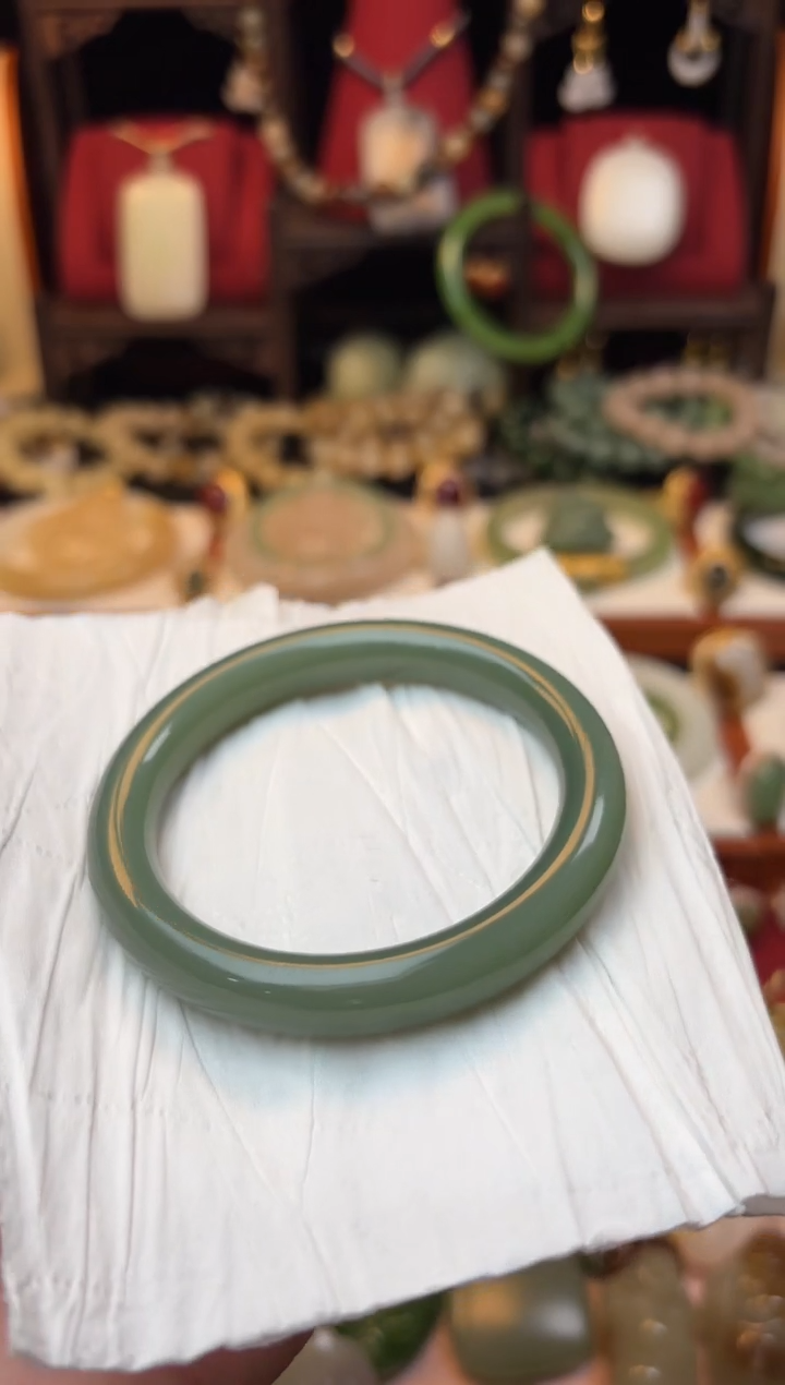 【闪购商品】和田玉手镯未镶嵌福利