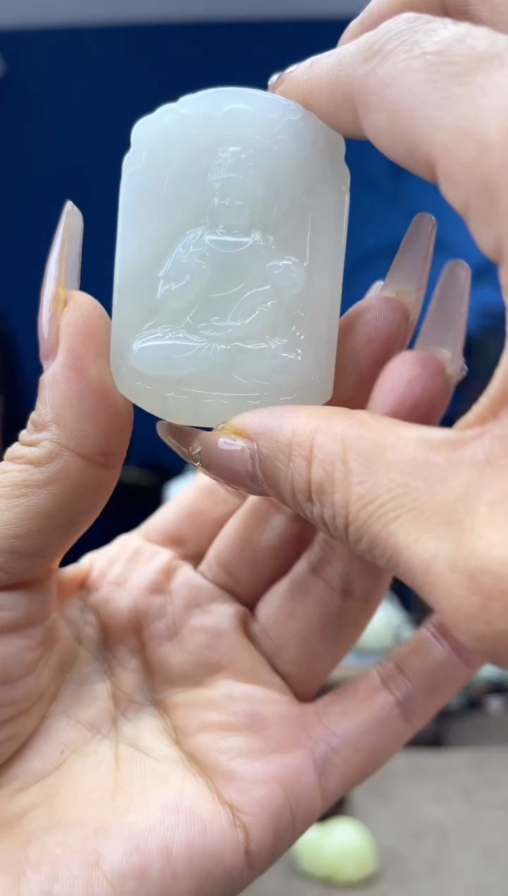 和田玉未镶嵌颈饰1