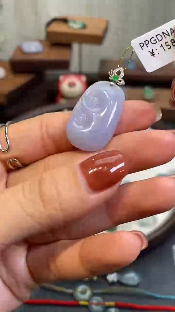 【闪购商品】翡翠颈饰18K金镶嵌如意