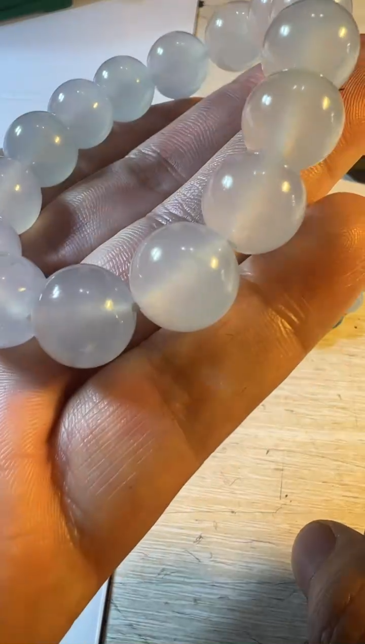 未镶嵌定制翡翠手串