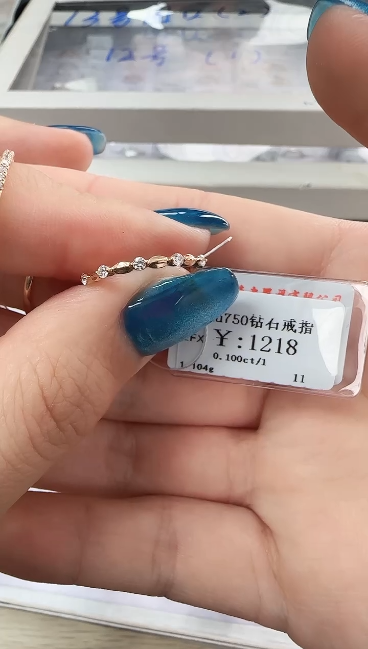 戒指/指环18K金镶嵌钻石B2599908905751