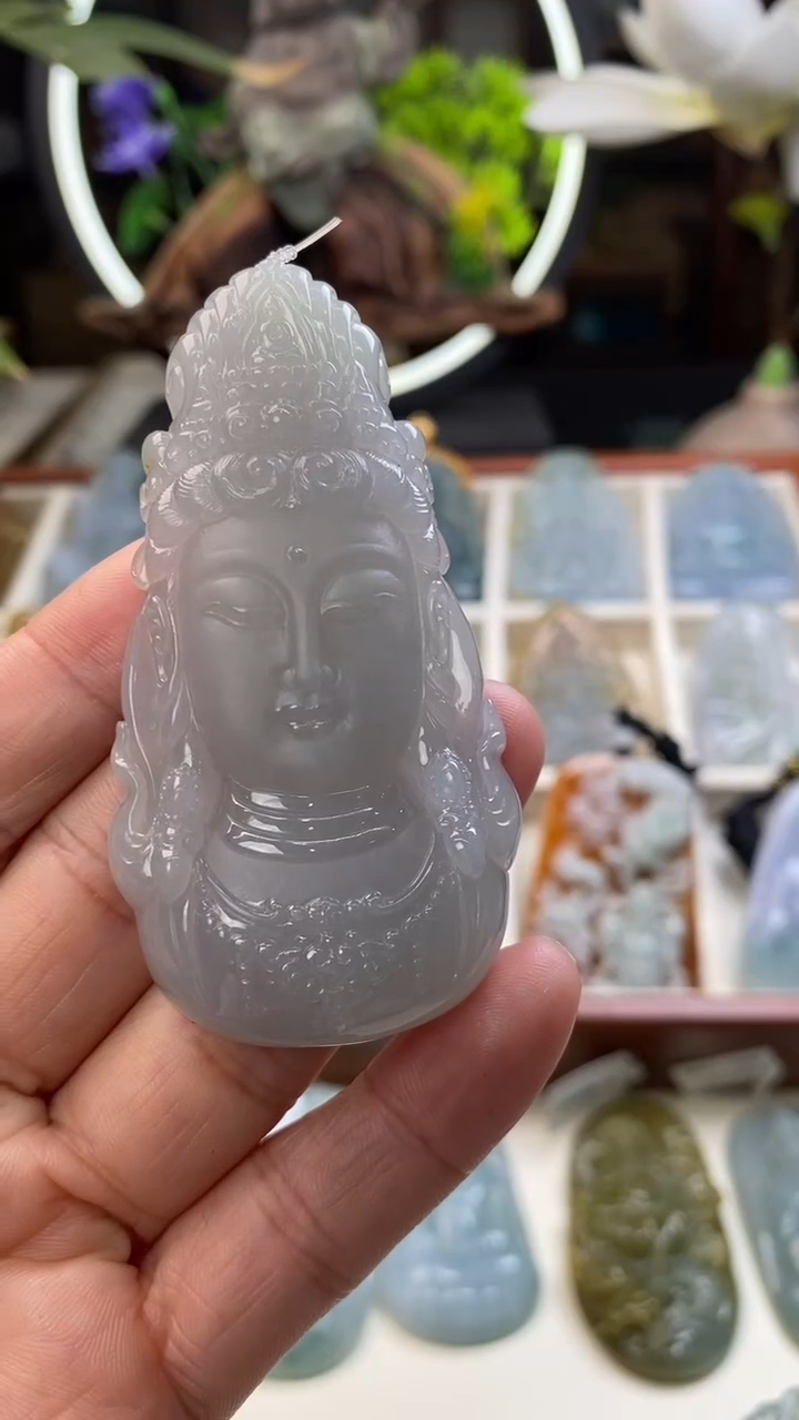 【闪购商品】翡翠颈饰未镶嵌观音首