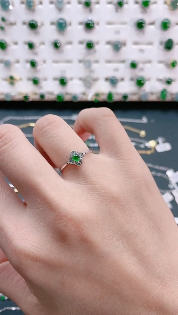 【闪购商品】翡翠戒指银S925镶嵌天然翡翠