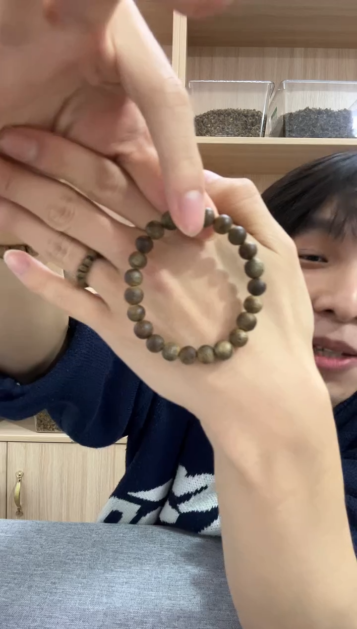 【闪购商品】沉香手串08圆珠单圈4克+ 多样性发其一