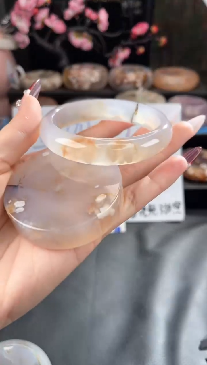 【闪购商品】玛瑙/玉髓手镯未镶嵌59