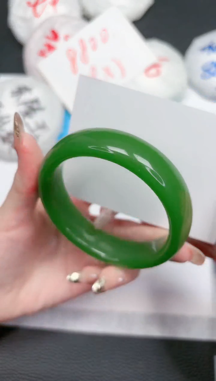 【闪购商品】石英质玉手镯未镶嵌297-59.3