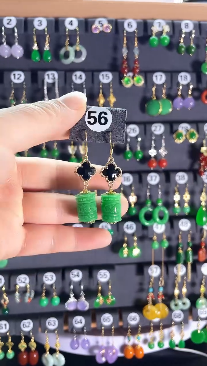 【闪购商品】翡翠耳饰银S925镶嵌56....