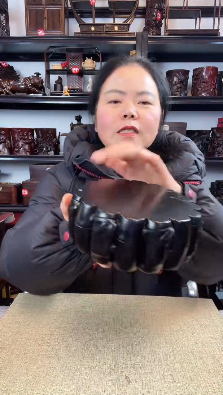 木老李红木工艺品324瑕疵