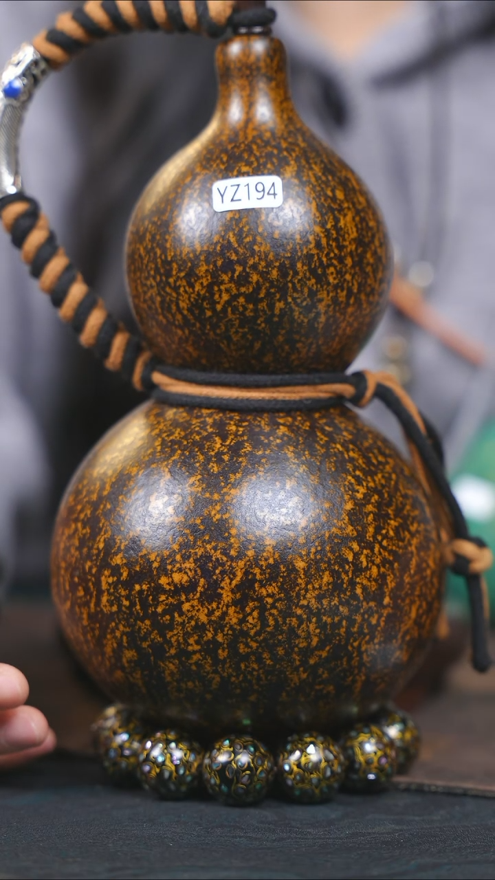 【闪购商品】YZ194大漆酒葫芦不包手串及旋转底座