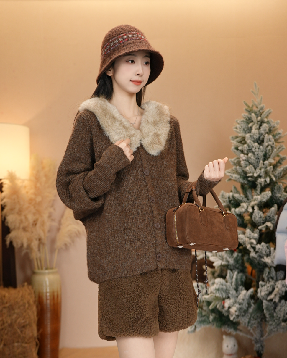 唐乐乐｜25new秋冬新款加厚带毛领V领宽松开衫上衣 BF2615