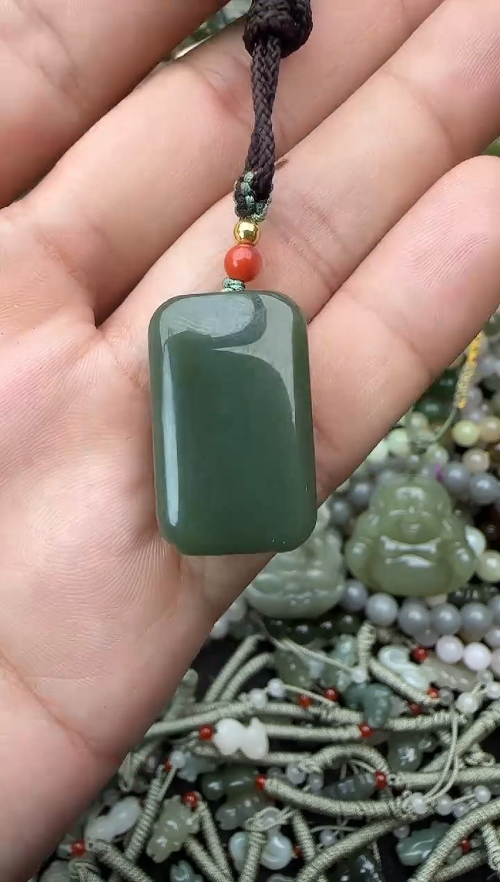 颈饰未镶嵌和田玉拍一发一