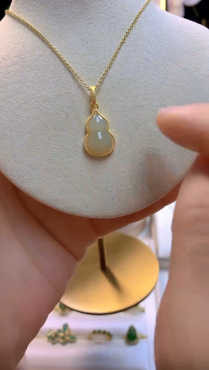 【闪购商品】和田玉吊坠银S925镀金镶嵌葫芦