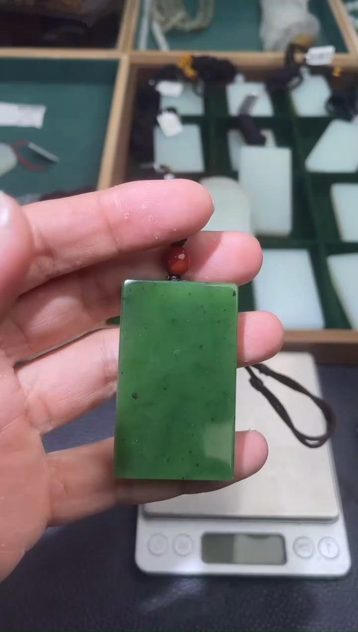 定制和田玉无事牌