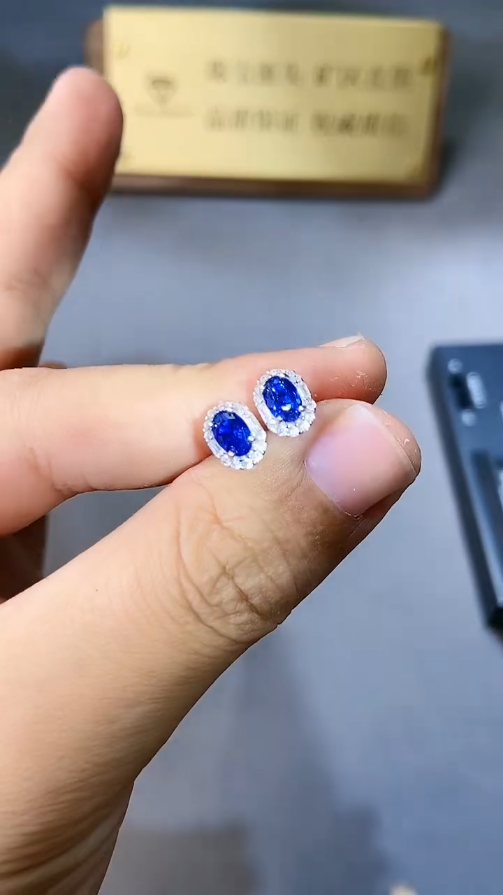 【闪购商品】蓝宝石耳饰银S925镶嵌354