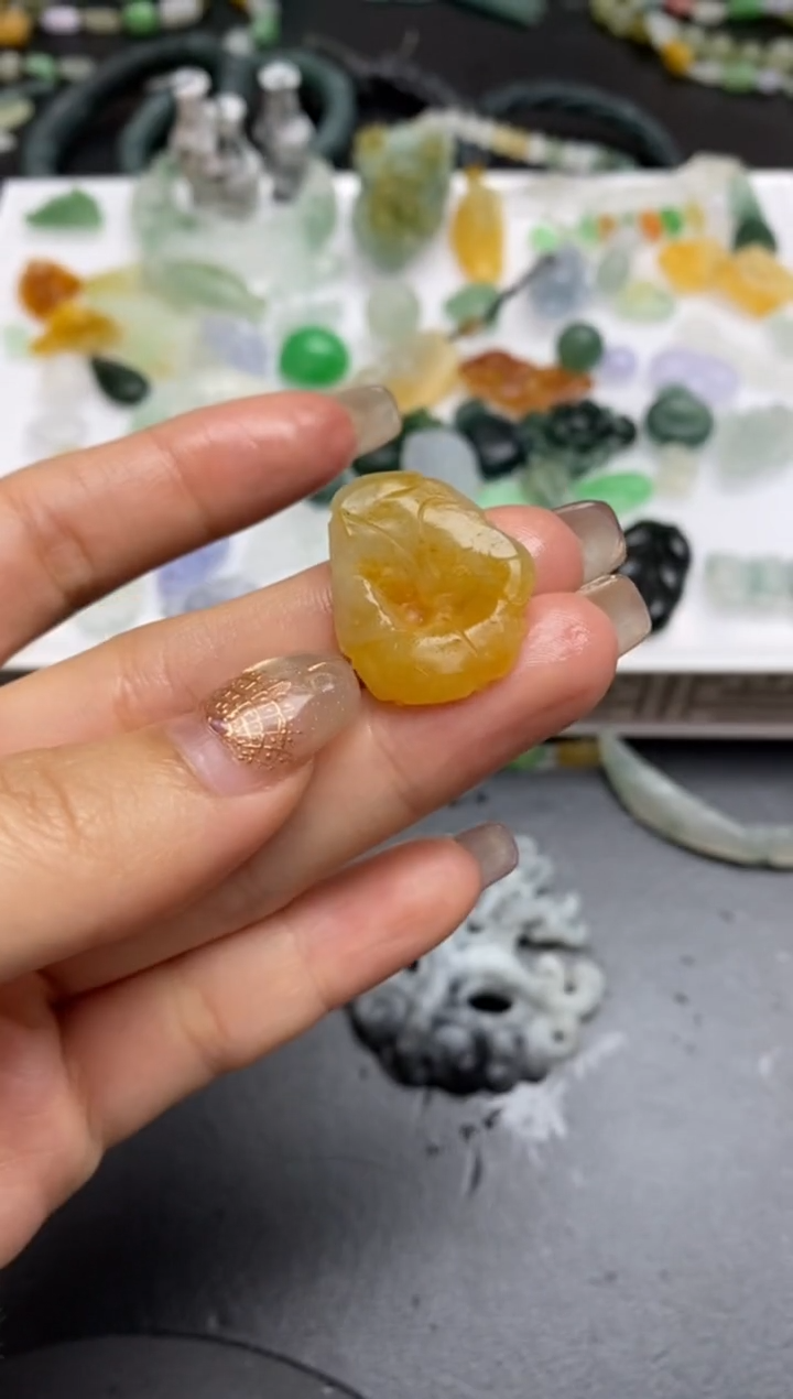 【闪购商品】定制翡翠未镶嵌翡翠毛货~