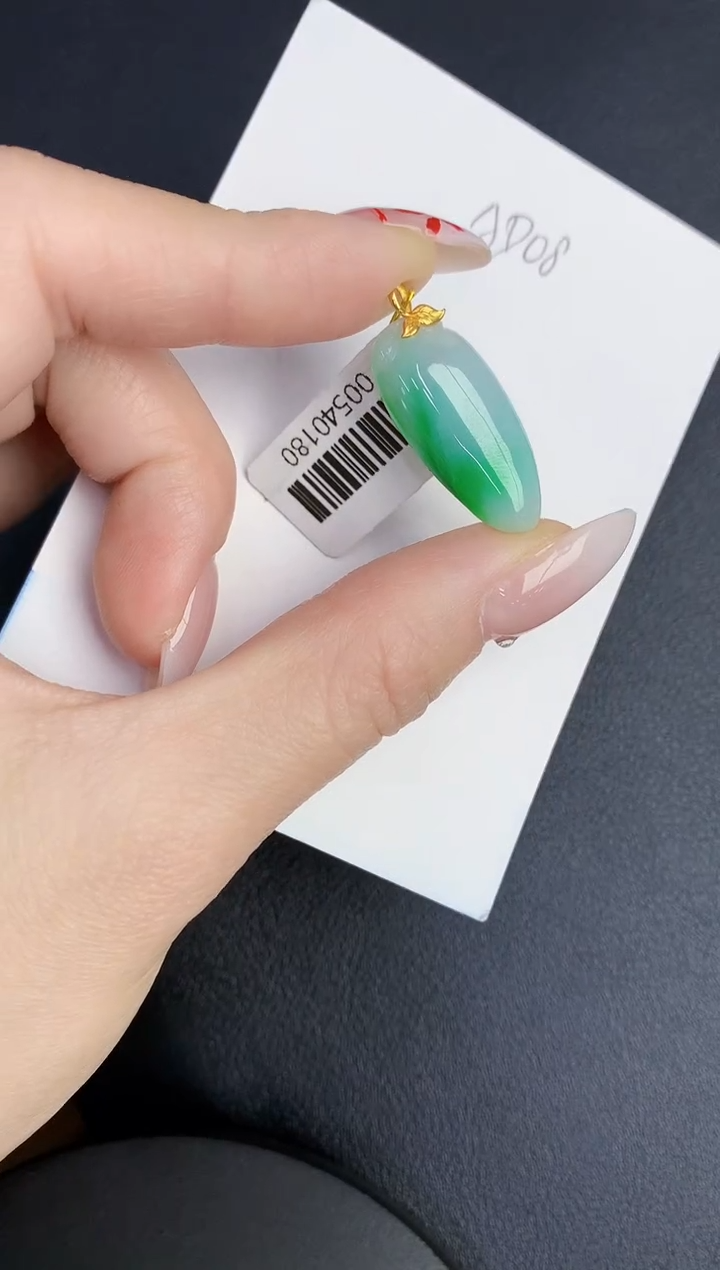 【闪购商品】翡翠颈饰18K金镶嵌00000000000