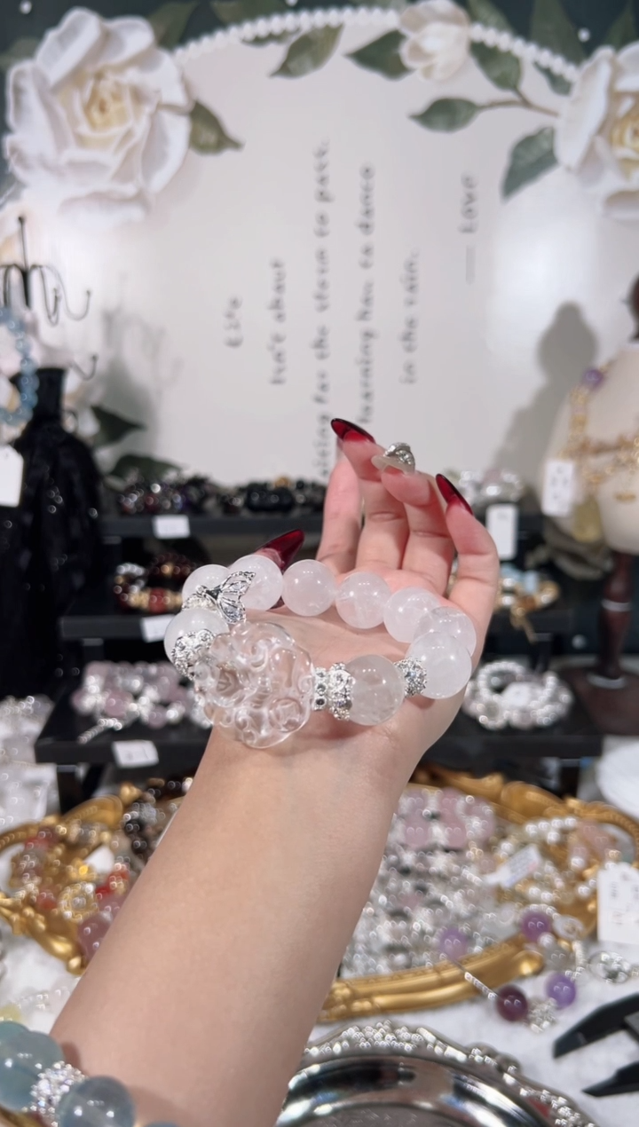 【闪购商品】水晶手链未镶嵌天然水晶默认微瑕 多样性发货发其一