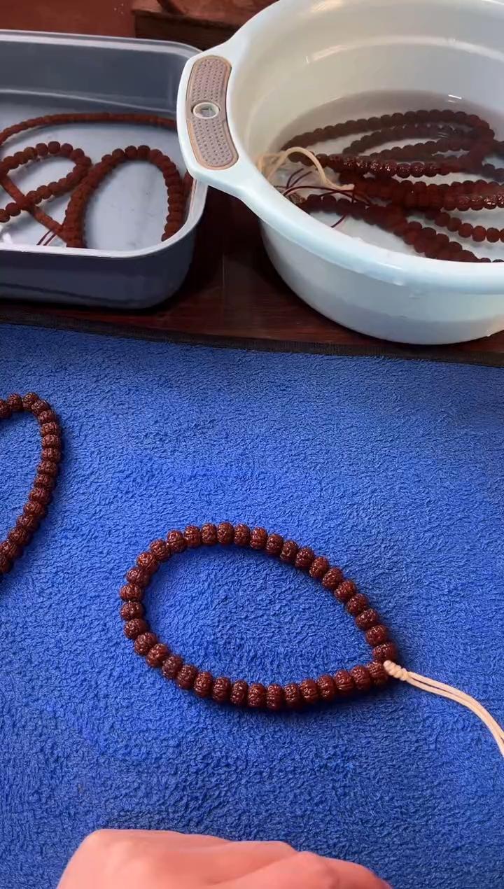 手串金刚菩提顾*）10+老树王