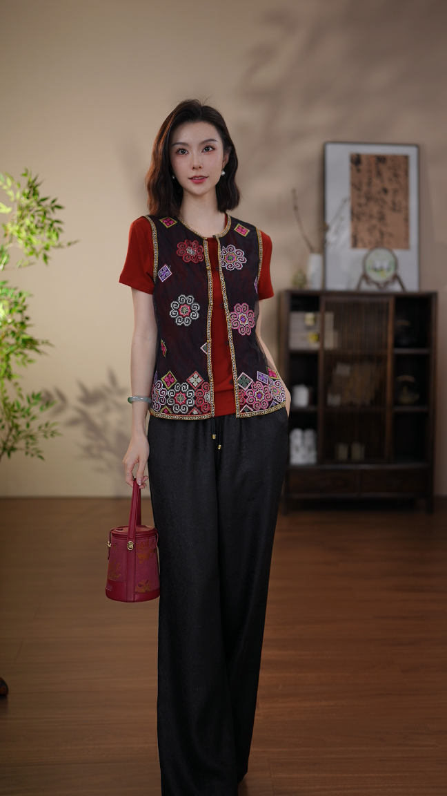 GONG QUE【月澜】新中式圆领重工立体刺绣百搭显瘦对襟马甲 3040